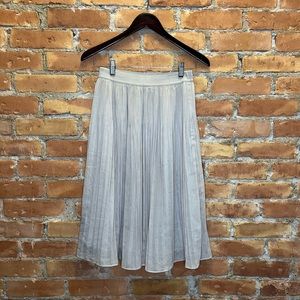 H&M + Skirt + Cream + Size 4